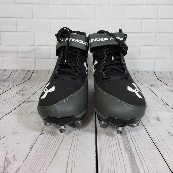 under armour renegade d football cleats
